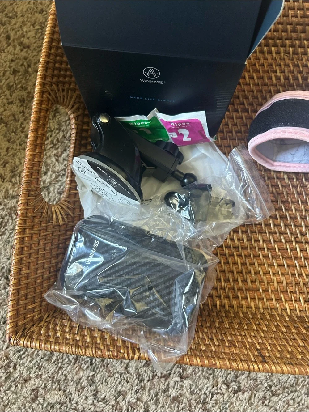 Phone accessory bundle - Running Armband, car mount, water proof pouch